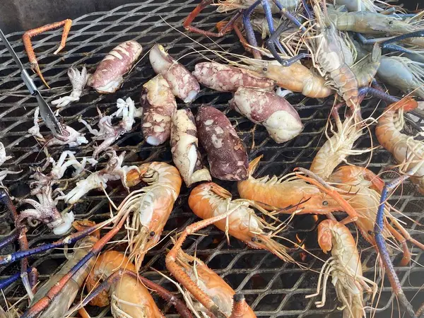 Parrilla Camarones Calamares Mariscos Cocina Comida Tailandesa —  Fotos de Stock