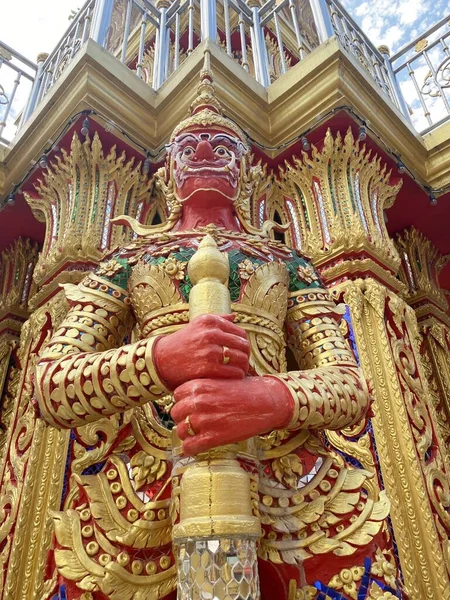 Estatua Gigante Roja Tailandia Pública — Foto de Stock