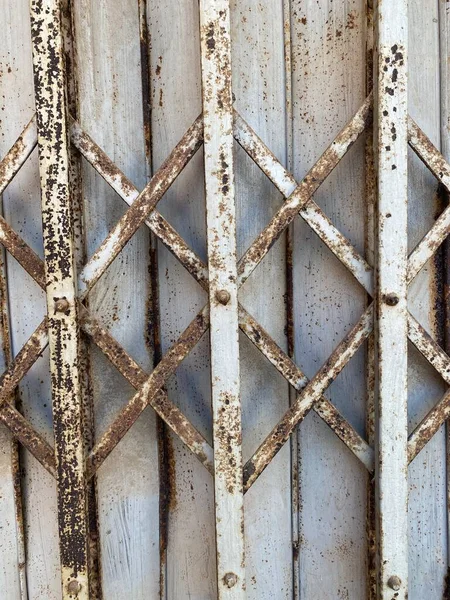 Zamknąć Stare Żelazne Drzwi Tekstury — Zdjęcie stockowe