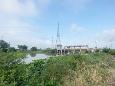 Tayland 'daki barajı kapatın.
