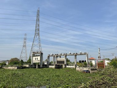 Tayland 'daki barajı kapatın.