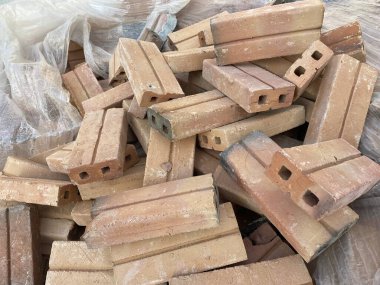 Endüstri alanındaki grup toprak tuğlasını kapat