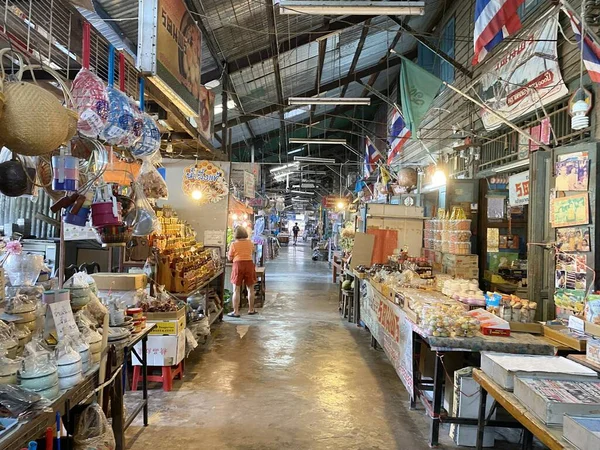 Zamknij Khlong Suan Centennial Market Pobliżu Bangkoku Tajlandia — Zdjęcie stockowe