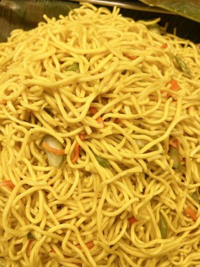 Lezzetli Asya yemeklerinin yakın görüntüsü