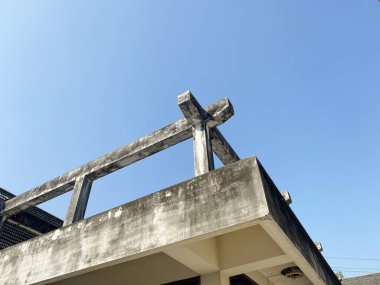 eski çimento tavana kadar kapatın