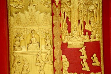 Tayland tapınak altın buddha heykeli.