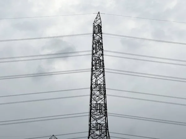 Πύργος Υψηλής Τάσης Πυλώνας Ηλεκτρικής Ενέργειας — Φωτογραφία Αρχείου