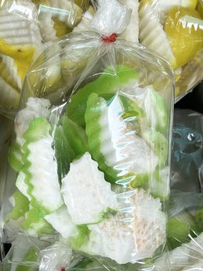 Tayland 'da pazarda meyve turşusu