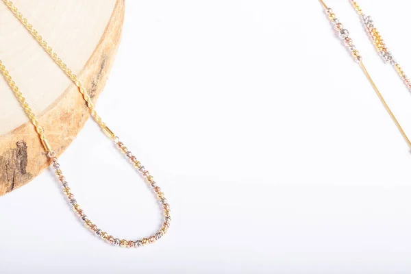 Kadın Mücevher Konsepti Enfes Mücevherler Lüks Altın Gümüş Mücevherler Sosyal — Stok fotoğraf