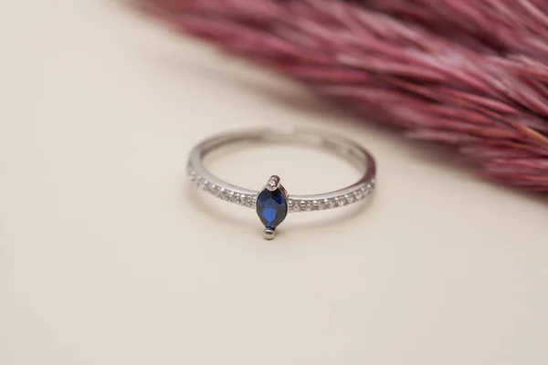 Still Life Jewelry Image Online Sale Diamond Ring Photo Can — Stock Fotó