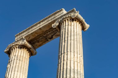 Didyma, Aydın, Türkiye - 2592022: Antik Apollo şehrinden ayrıntılar.