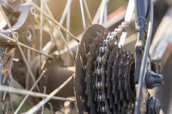 Casete Trasero Bicicleta Sucia Con Estrellas Cadena Aceite Polvo — Foto de Stock