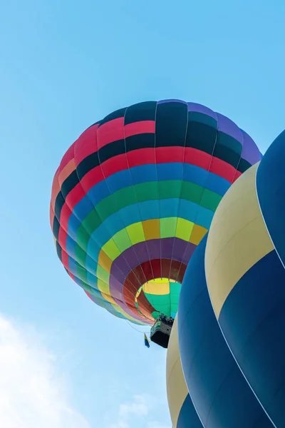 Belaya Tserkov Ucrânia Agosto 2020 Balão Quente Multicolorido Fundo Azul — Fotografia de Stock