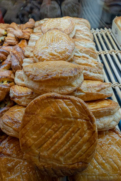 Panadero Artesanal Pastelero Detalle Bollería Manzana Una Panadería — Foto de Stock