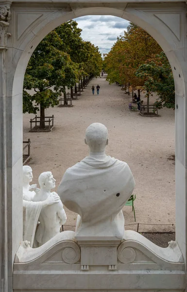 París Francia 2022 Jardín Las Tullerías Escultura Mármol Dos Hombres — Foto de Stock