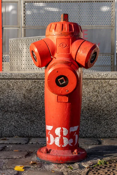 Villette Canal. View of a fire hydrant
