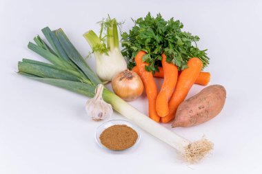 Çorba yapmak için mevsimlik sebzeler