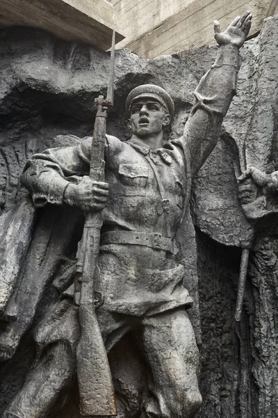 Concrete Bronze Monument Soldiers World War — Zdjęcie stockowe