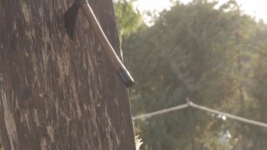 Tarihi canlandırma - Tahta tahtaya balta atma oyunu, Ortaçağ yarışması