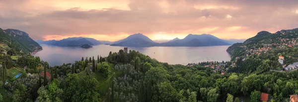 Panoramic aerial view of Vezio Castle during sunset. Drone shot in Como lake. Varenna, Italy — 스톡 사진