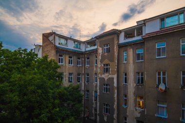 Bratislava şehrindeki eski apartman..