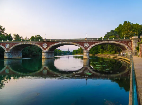 Beautiful Sunset View Arch Bridge River City Turin Italy — Foto Stock