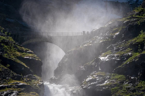 Trollstigen Norvège Juin 2020 Grande Cascade Que Vous Devez Passer — Photo