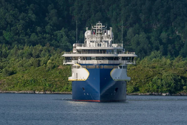 Ulsteinvik Noruega 2020 Junho Exploração Navio Cruzeiro Dentro Ulsteinfjord Para — Fotografia de Stock