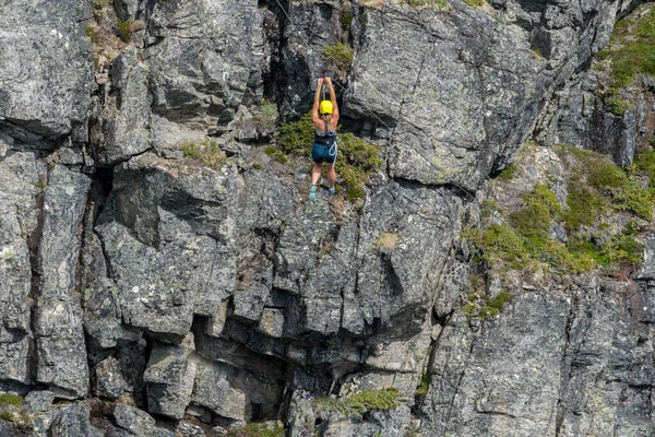 Loen Noruega 2020 Junio Vuelo Colgando Cable Deportes Extremos Noruega —  Fotos de Stock