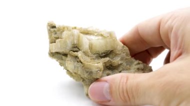  Beyaz alçı taşının beyaz arkaplan videosu, Teruel, Mineraloji 'de bulunan mineral