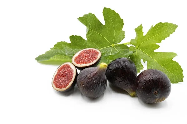 Delicious Freshly Picked Ripe Figs Next Green Fig Leaf Isolated — Stock Photo, Image