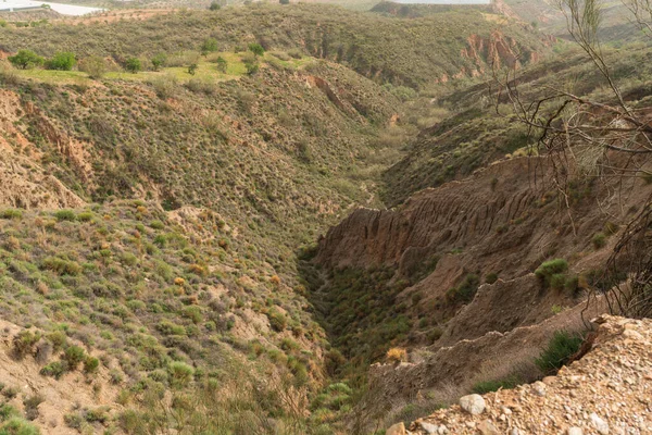 Spanya Nın Güneyindeki Dağlık Arazide Çalılar Ağaçlar Var Birkaç Vadi — Stok fotoğraf