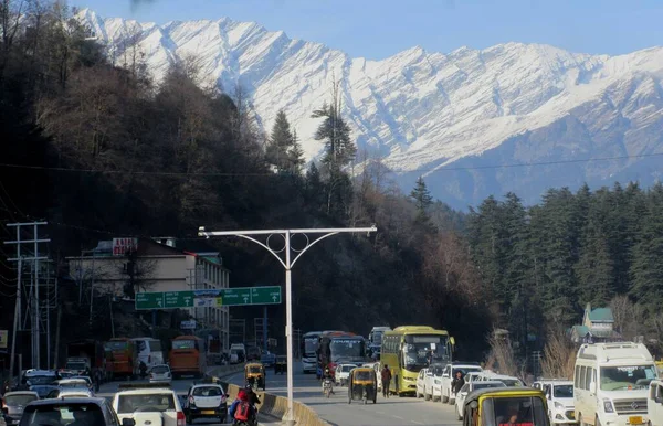 Manali Himachal Pradesh India Dicembre 2021 Cielo Blu Scuro Con — Foto Stock