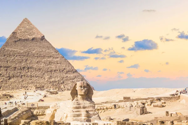 Great Sphinx Background Pyramids Pharaohs Cheops Khafren Mikerin Giza Egypt — Stock Photo, Image