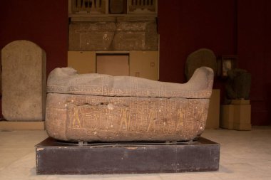 CAIRO, EGYPT - 29 Aralık 2021: Kahire, Mısır 'daki Mısır Müzesi' nde dünyaca ünlü antik sergiler