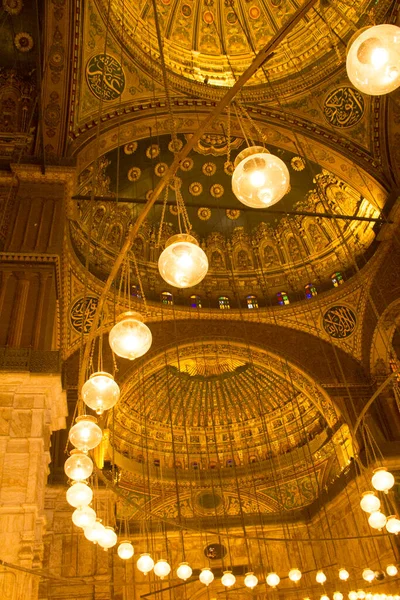 Hermosa Cúpula Dentro Mezquita Muhammad Ali Corazón Ciudadela Cairo Egipto — Foto de Stock