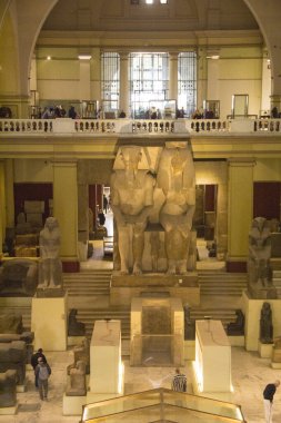 CAIRO, EGYPT - 29 Aralık 2021: Kahire, Mısır 'daki Mısır Müzesi' nde dünyaca ünlü antik sergiler