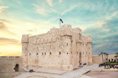 İskenderiye, Mısır 'daki Qaitbay Kalesi manzarası