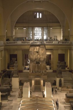 CAIRO, EGYPT - 29 Aralık 2021: Kahire, Mısır 'daki Mısır Müzesi' nde dünyaca ünlü antik sergiler