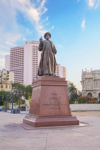 Cairo Egypt Prosince 2021 Socha Omara Makrama Poblíž Mešity Omara — Stock fotografie