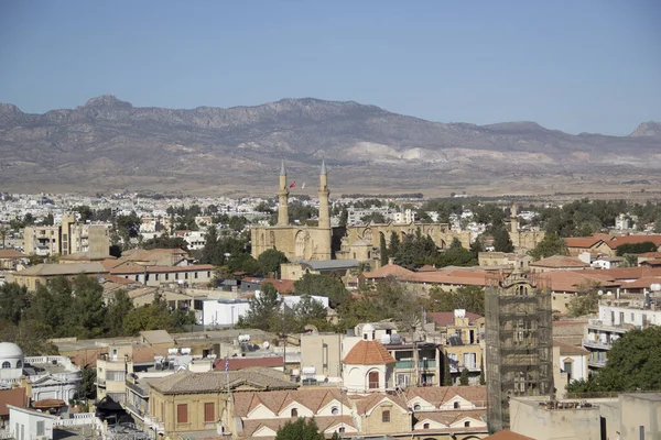 Hermosa Vista Parte Turca Ciudad Bandera Nicosia Chipre Imagen de archivo