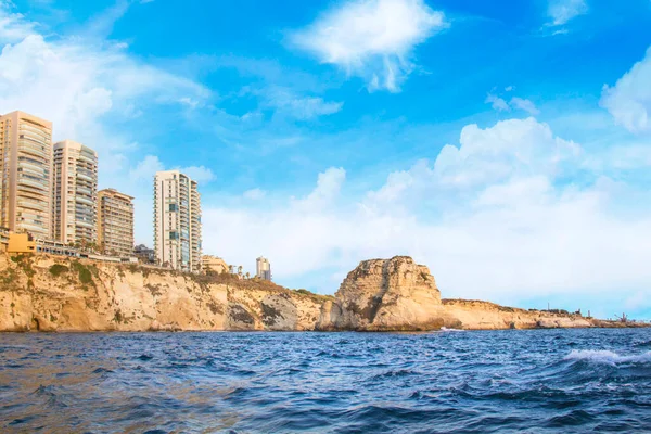 Gyönyörű Kilátás Nyílik Galamb Sziklák Sétányon Központjában Bejrút Libanon — Stock Fotó
