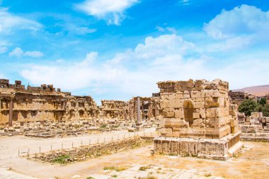 Baalbek, Lübnan 'daki Baalbek Roma harabelerinin güzel manzarası