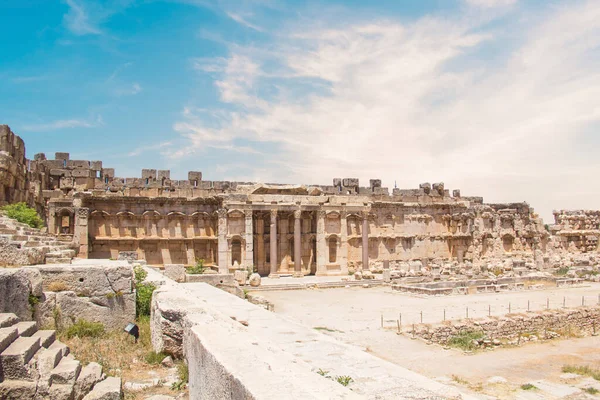 Baalbek, Lübnan 'daki Baalbek Roma harabelerinin güzel manzarası