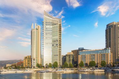 Beyrut, Lübnan 'daki Zaitunay Körfezi' nin güzel manzarası