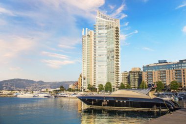 Beyrut, Lübnan 'daki Zaitunay Körfezi' nin güzel manzarası