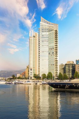 Beyrut, Lübnan 'daki Zaitunay Körfezi' nin güzel manzarası