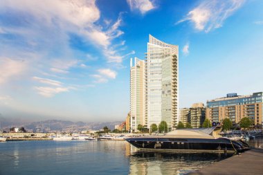 Beyrut, Lübnan 'daki Zaitunay Körfezi' nin güzel manzarası