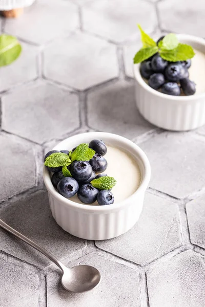 Sweet Dessert Vanilla Panna Cotta Blueberries — Stock Photo, Image