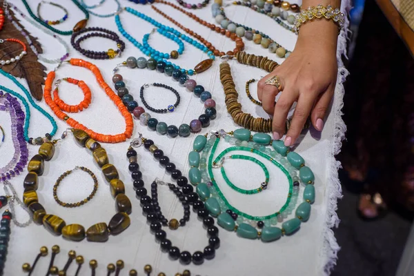 Collares Hechos Mano Piedras Preciosas Venta Accesorios Mercado Mexicano — Foto de Stock